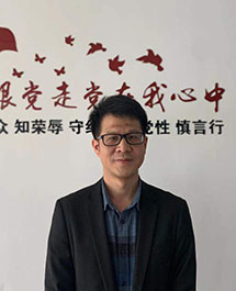 吴咚咚.jpg